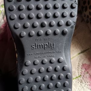 Simply Southern Crocs